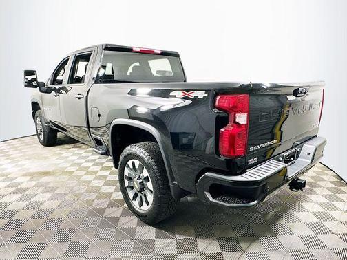 2025 Chevrolet Silverado 2500 Custom