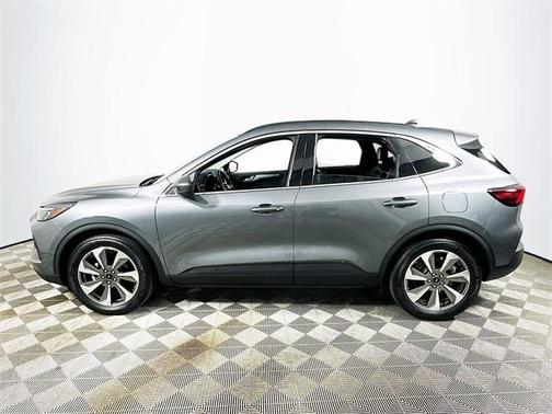 2025 Ford Escape Platinum