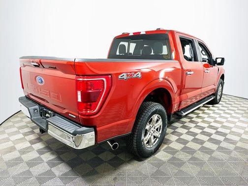 Chili Pepper Red 2023 Ford F-150 XLT