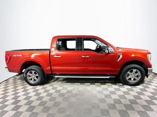 Chili Pepper Red 2023 Ford F-150 XLT