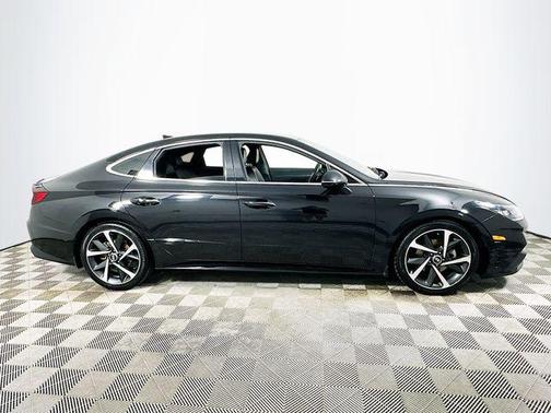 2021 Hyundai SONATA SEL Plus