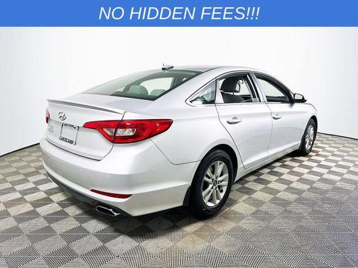Symphony Silver 2017 Hyundai SONATA SE