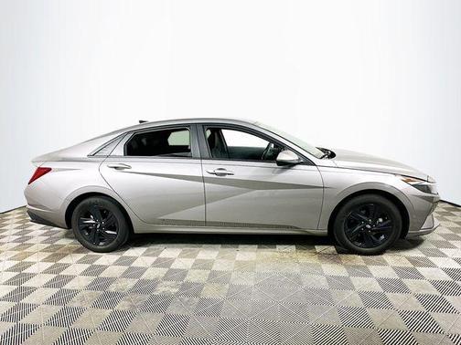 Fluid Metal 2023 Hyundai ELANTRA HEV Blue