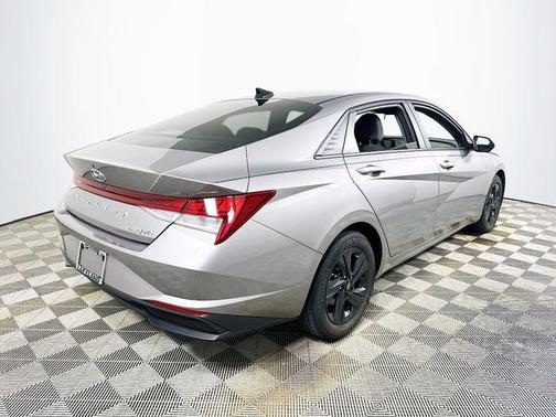 Fluid Metal 2023 Hyundai ELANTRA HEV Blue