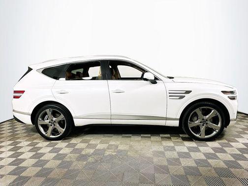 Uyuni White 2023 Genesis GV80 3.5T