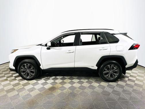 2024 Toyota RAV4 Hybrid XLE Premium
