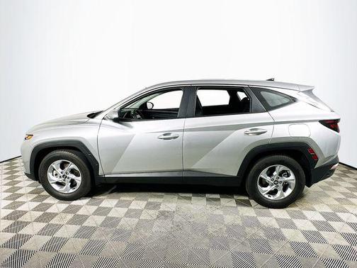 Shimmering Silver 2024 Hyundai TUCSON SE