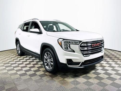 Summit White 2024 GMC Terrain SLT