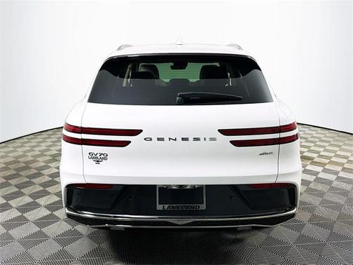 2026 Genesis GV70 2.5T Select