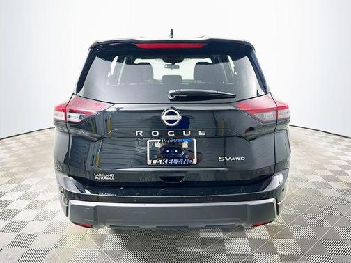 Super Black 2024 Nissan Rogue SV