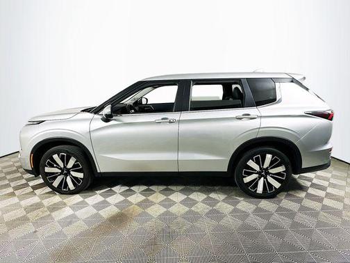 2025 Mitsubishi Outlander SE 2.5 2WD