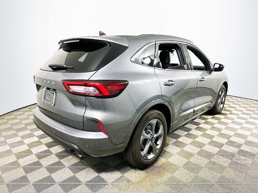 Carbonized Gray Metallic 2024 Ford Escape ST-Line