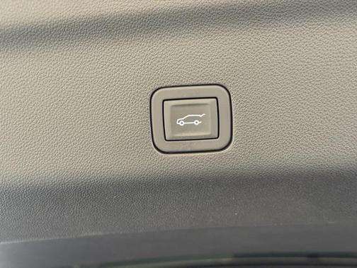2026 Chevrolet Tahoe 4WD RST