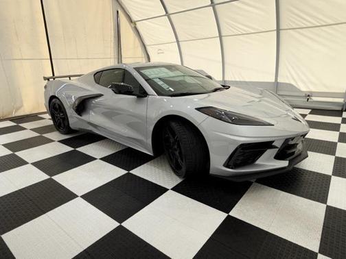 2026 Chevrolet Corvette Stingray w/2LT