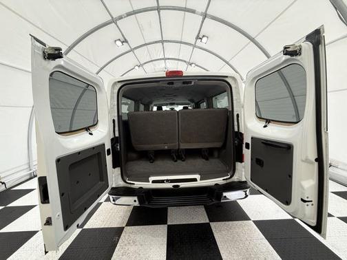 2019 Nissan NV Passenger NV3500 HD S V6