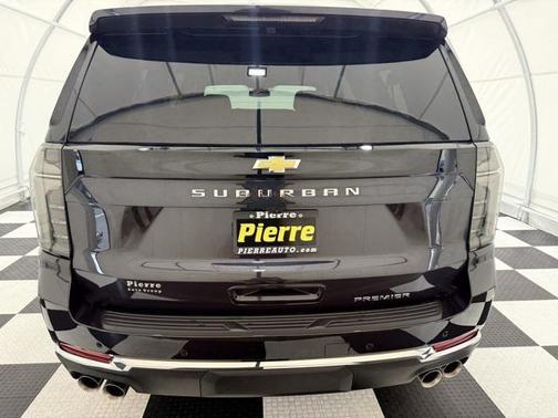 2025 Chevrolet Suburban Premier