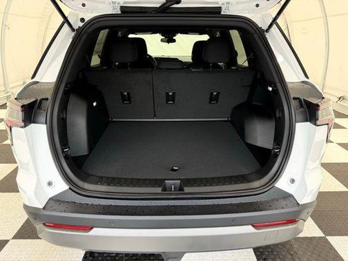 Summit White 2026 Chevrolet Equinox 1LT