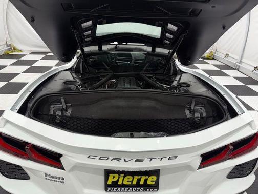 2026 Chevrolet Corvette Stingray w/2LT