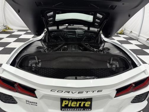 2026 Chevrolet Corvette Stingray w/2LT