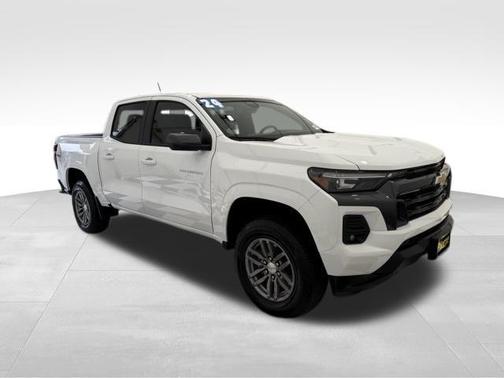 Summit White 2024 Chevrolet Colorado LT