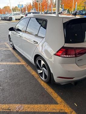 2018 Volkswagen Golf GTI 2.0T S 4-Door