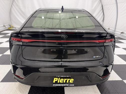 2024 Toyota Prius LE