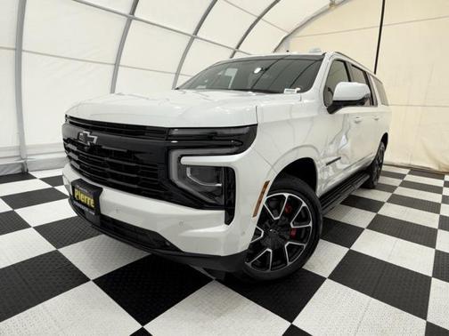 2025 Chevrolet Suburban RST