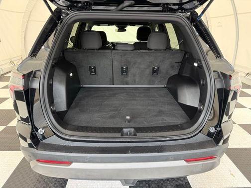 Mosaic Black Metallic 2025 Chevrolet Equinox 1LT