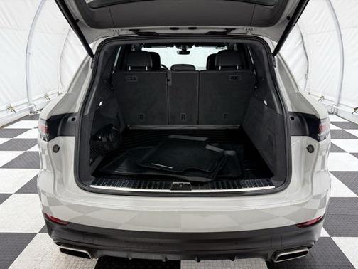 2020 Porsche Cayenne Cayenne