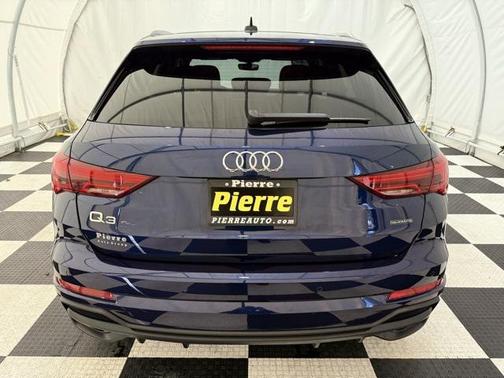 2025 Audi Q3 Premium 45 TFSI S line quattro Tiptronic