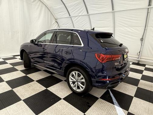 2025 Audi Q3 Premium 45 TFSI S line quattro Tiptronic