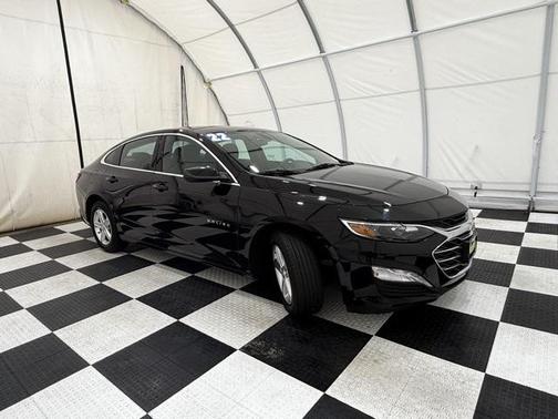 2022 Chevrolet Malibu FWD LT