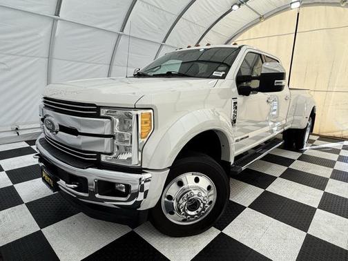 2017 Ford F-450 Lariat