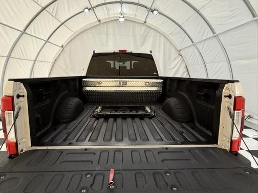 2017 Ford F-450 Lariat