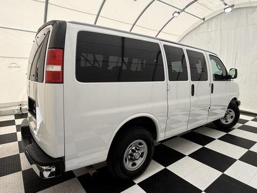 2020 Chevrolet Express 2500 RWD 2500 Regular Wheelbase LT