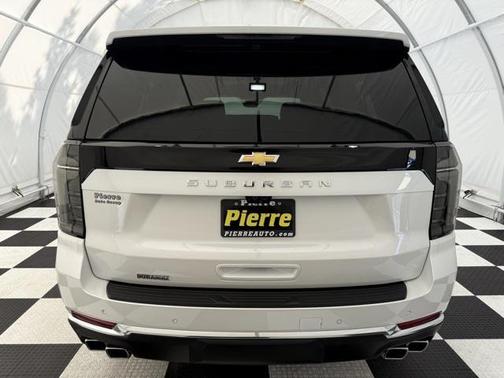 2025 Chevrolet Suburban 4WD High Country