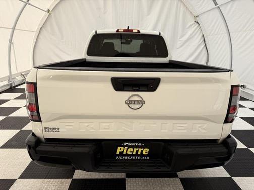 2024 Nissan Frontier S