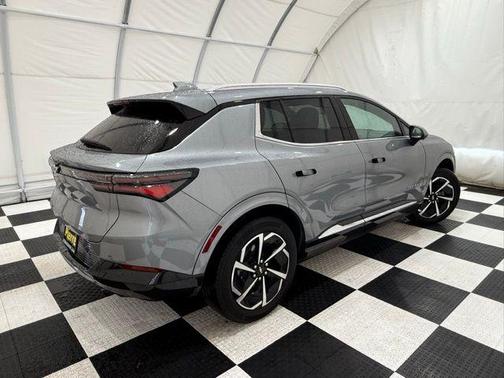 2025 Chevrolet Equinox EV LT