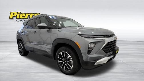 Sterling Gray Metallic 2025 Chevrolet Trailblazer LT