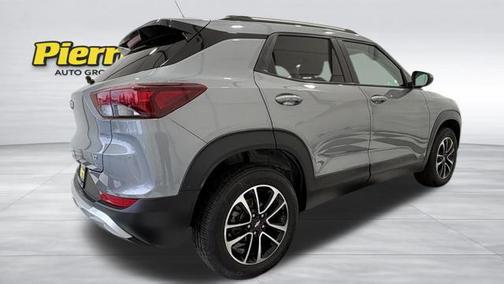 Sterling Gray Metallic 2025 Chevrolet Trailblazer LT