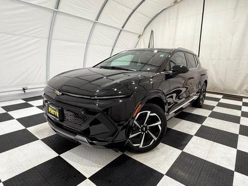 2025 Chevrolet Equinox EV LT