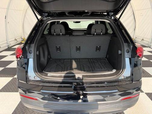 Mosaic Black Metallic 2027 Chevrolet Bolt LT FWD