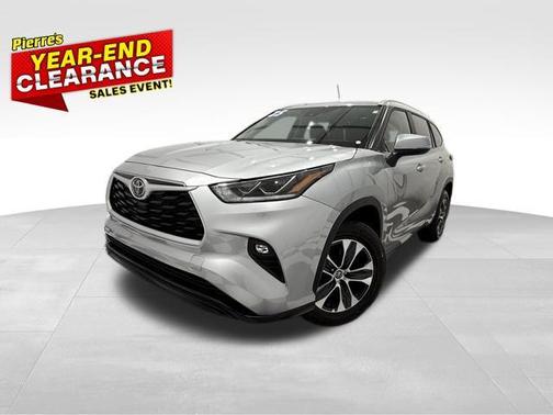 2025 Toyota Highlander XLE