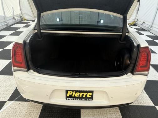 2022 Chrysler 300 S