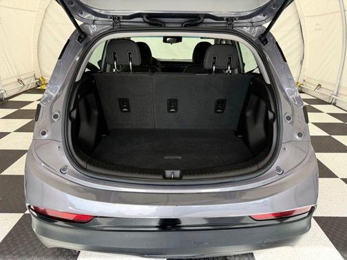 Gray Ghost Metallic 2023 Chevrolet Bolt EUV FWD LT