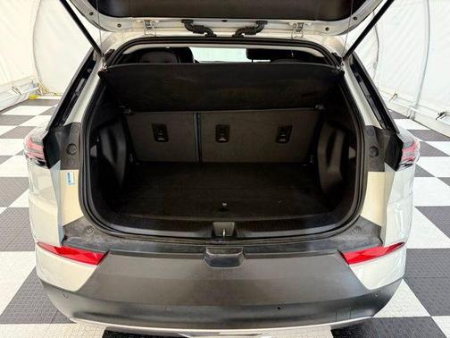 2022 Chevrolet Bolt EUV FWD Premier