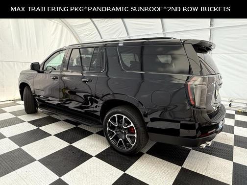 2025 Chevrolet Suburban RST