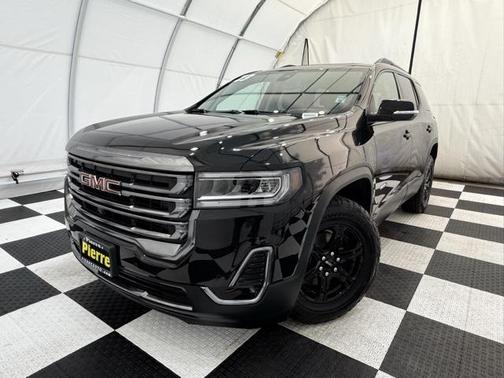 2023 GMC Acadia AWD AT4