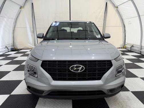 2023 Hyundai VENUE SE