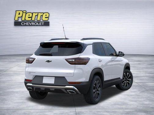 Iridescent Prl 2026 Chevrolet Trailblazer ACTIV